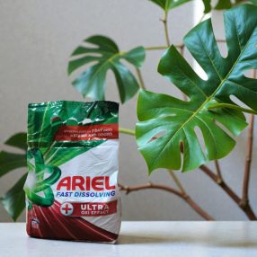 Ariel Oxi mosópor 1,65 kg 30 mosás