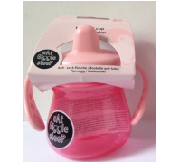 Műanyag csőrös itatópohár 6hónapos kortól Sötét rózsaszín kupak BPA mentes