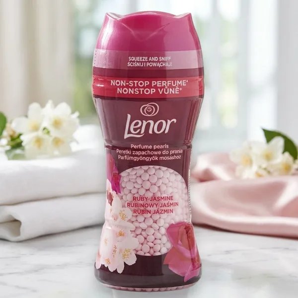 Lenor Unstoppables Ruby Jasmine Parfümgyöngyök Mosáshoz – 195 g